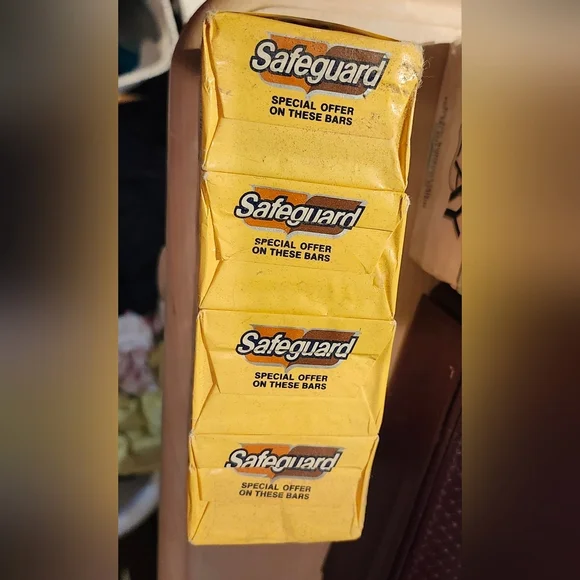 Safeguard New Old Stock Deoderant Soap 4 Bars 1986 - Picture 3 of 6